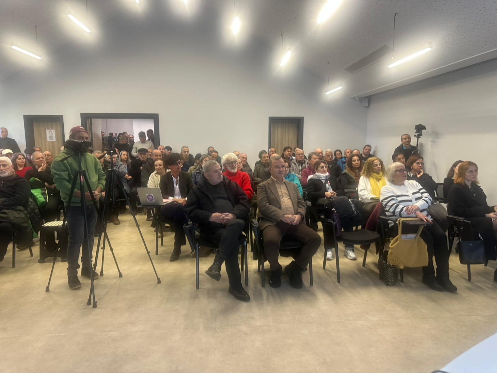 İnsan Hakları Kentleri, Kamunun Tasfiyesi Karşısında Yerel Yönetimlerin Önündeki Yol..*
