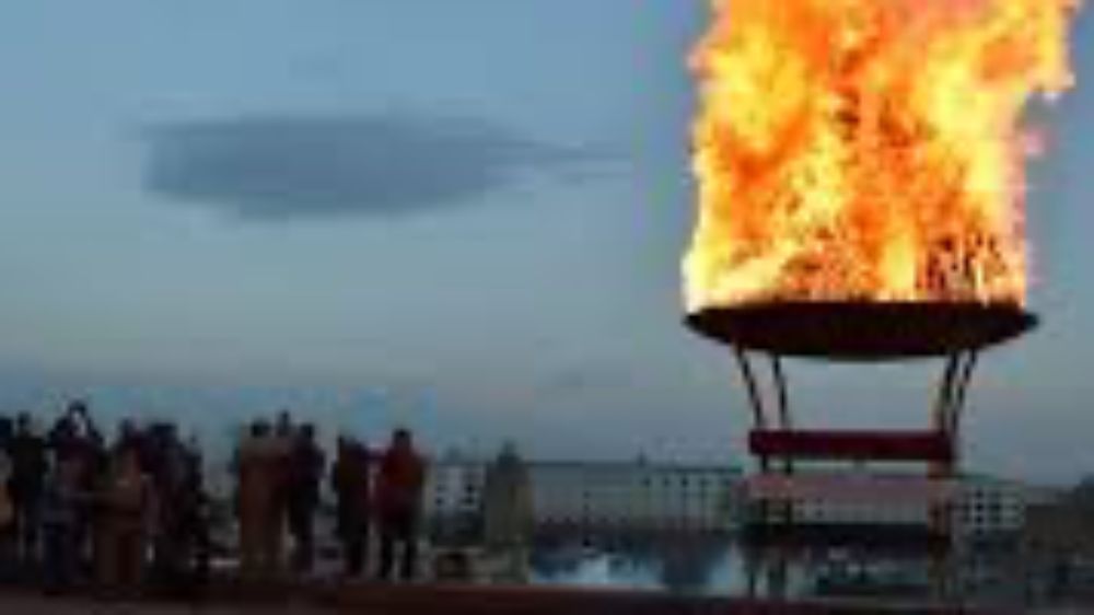 Newroz'un Ateşi Yarınlar için Yandı Peki ya Kalbimizin Mumu?