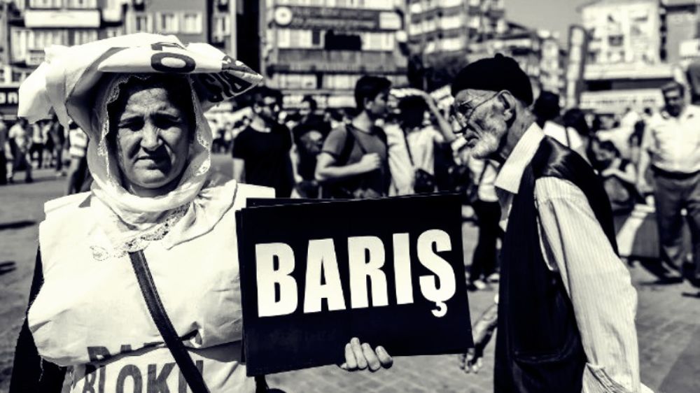 Hiçbirimizin Hakkı, Diğerimizin Hakkına Rakip Değil